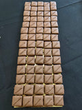 Bonbon chocolat lait praliné amandes mais